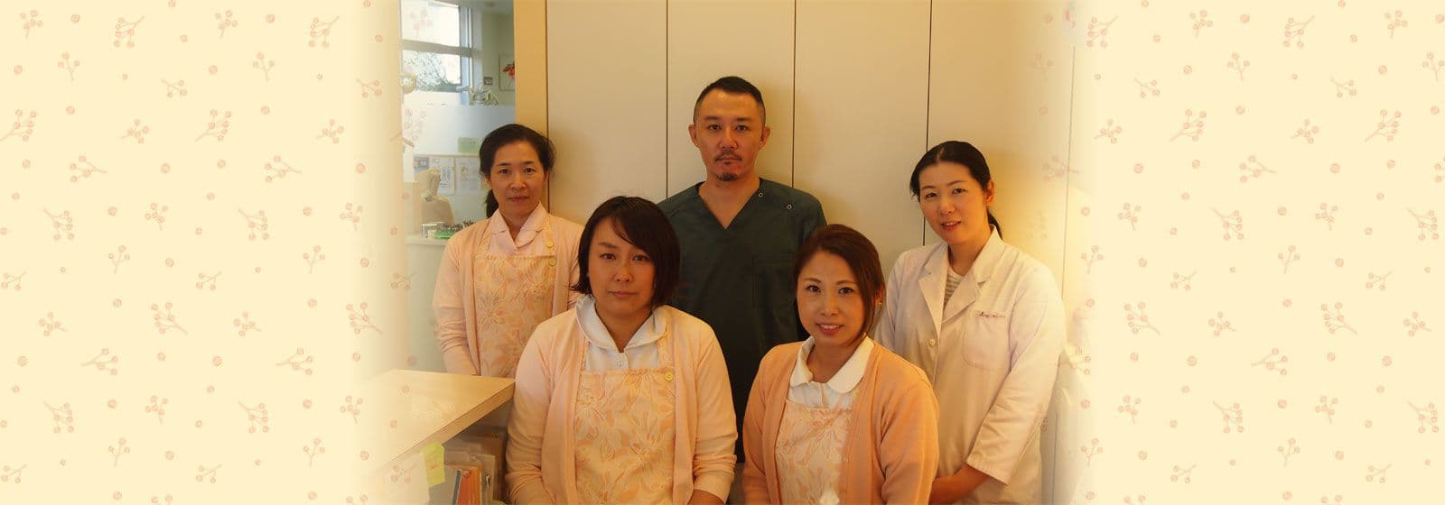 スタッフ集合写真